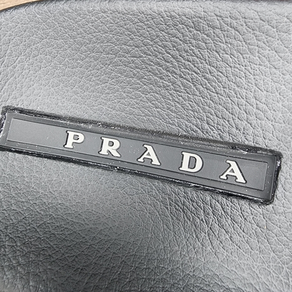 Prada Slides Men's Size 7 US 8 Made in Italy 🇮🇹 Near NEW condition! - Picture 6 of 9